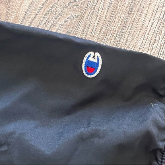 Champion Girl's Windbreaker Black Full Zip Pink Logo Size Medium - Picture 4 of 6